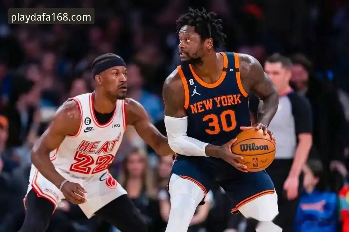 NBA季后赛尼克斯队史得分纪录深度评测：从47分半场优势看“一键切换”战术体系